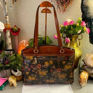 Final Sale ✅🆕👜🆕 Patricia Nash POPPY TOTE 👜 Denim Fields Collection DFOLIVE